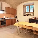 La Casa Della Mia Famiglia